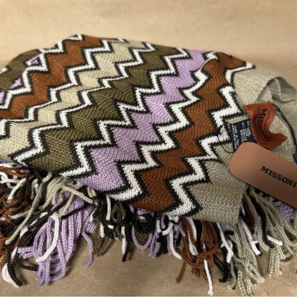New with Tags Missoni Multicolor Wool Acrylic Blend